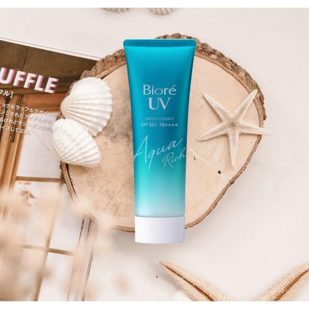 17.3.11 - thegioiskinfood.com - Bioré UV Aqua Rich Watery Essence SPF50+/PA++++