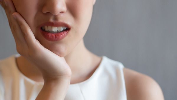 Hạt chia có công dụng cải thiện sức khỏe răng miệng
