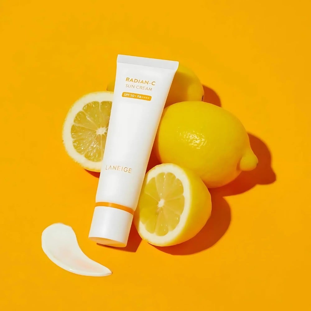 37.3 - thegioiskinfood.com - Công dụng khi kết hợp vitamin C và kem chống nắng
