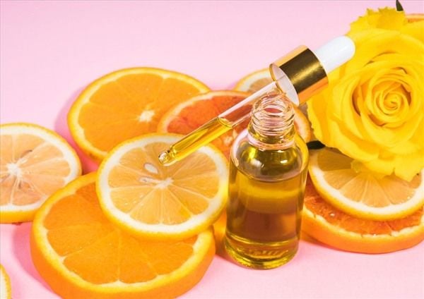 Serum vitamin C là gì? Tổng hợp các sản phẩm Serum vitamin C dành cho làn da tốt nhất hiện nay