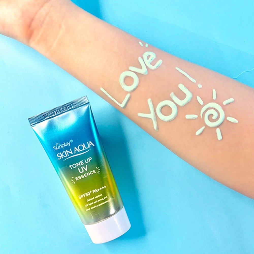 11.3.1 - thegioiskinfood.com - Sunplay Skin Aqua Tone Up UV Essence Mint SPF50+ PA++++
