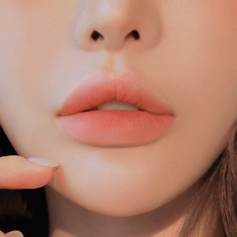 17.13 - thegoiskinfood - Hướng dẫn cách sử dụng son 3CE Blurring Liquid Lip đẹp nhất