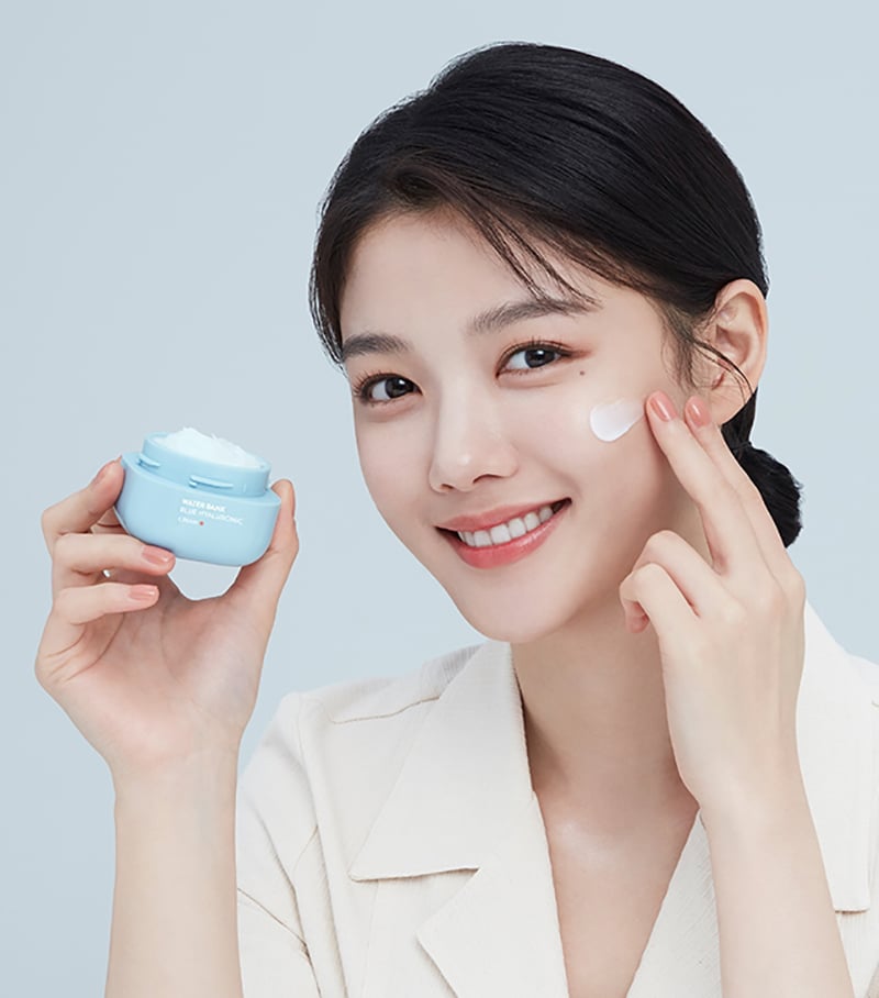 Kem Dưỡng Ẩm Làm Dịu Phục Hồi Cho Da Thường, Da Khô Laneige Water Bank Blue Hyaluronic Cream For Normal To Dry Skin 50ml