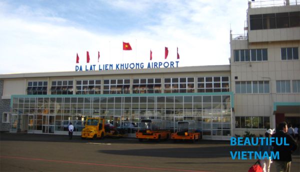 Lien Khuong Airport