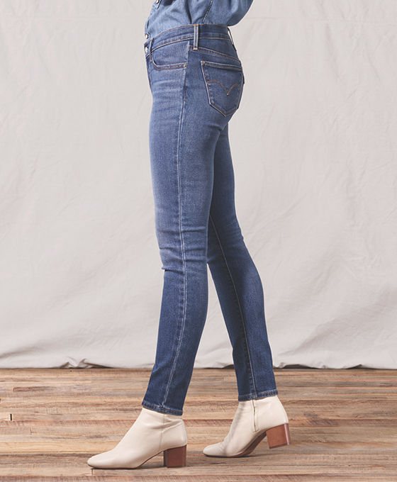 SKINNY LEG 711 SKINNY • Cạp cao vừa • Ôm từ hông đến đùi • Ống quần dưới bó