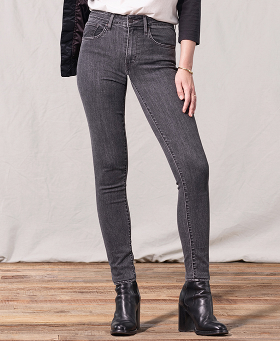 SKINNY LEG 721 HIGH-RISE SKINNY • Cạp cao • Ôm từ hông đến đùi • Ống quần dưới bó