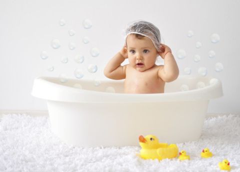 Tắm thế nào tốt cho trẻ sơ sinh?