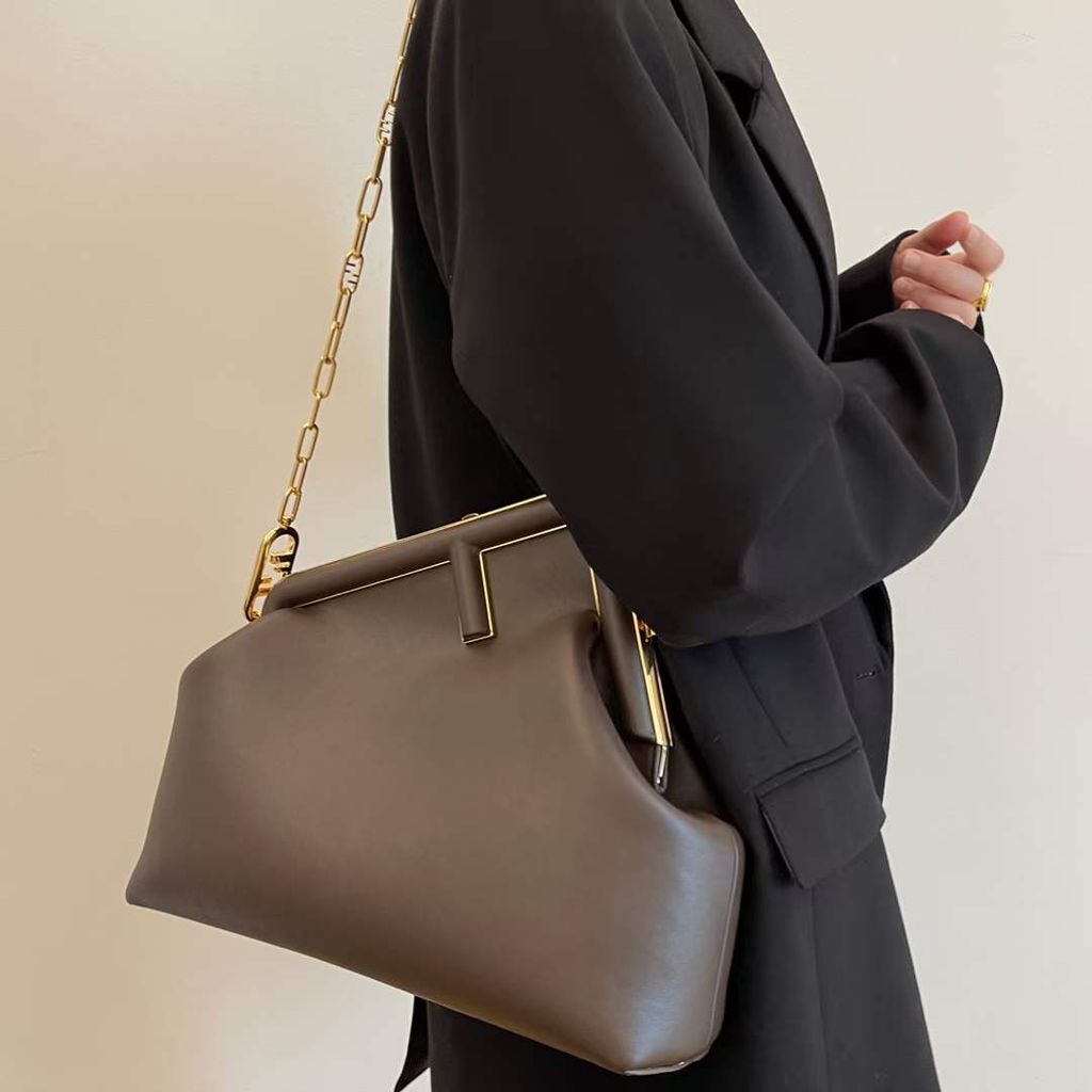 Fendi First Bag - item dành cho những cool girl