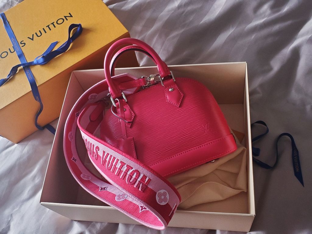 Louis Vuitton tung ra hàng loạt màu mới cho mẫu túi Alma BB