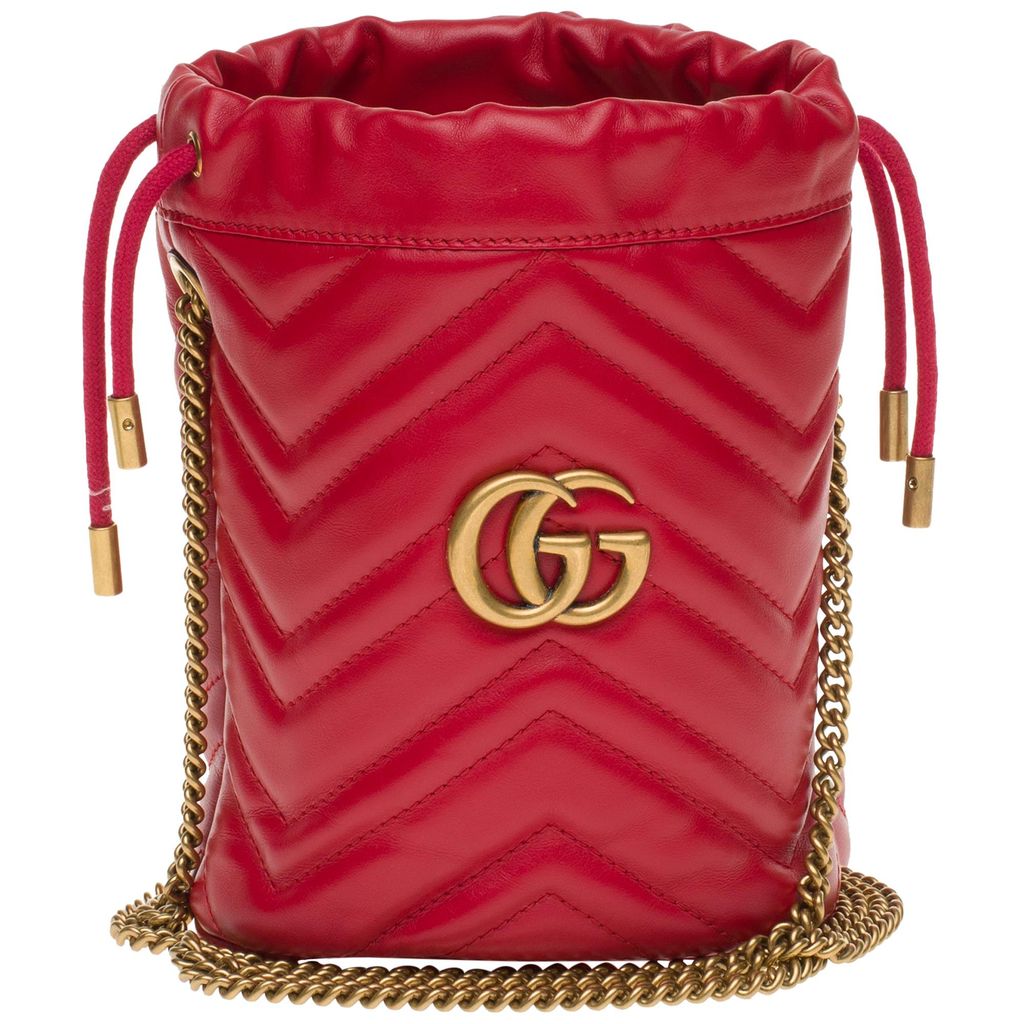 Bucket Bag - Top 5 Cuốn Hút Và Hấp Dẫn