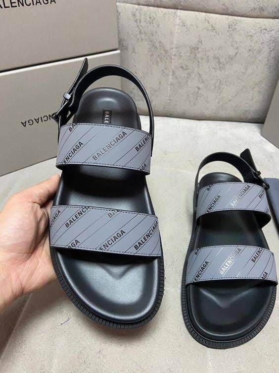 Thị trường sandal nam trong việc thiết kế và mẫu mã sản phẩm?