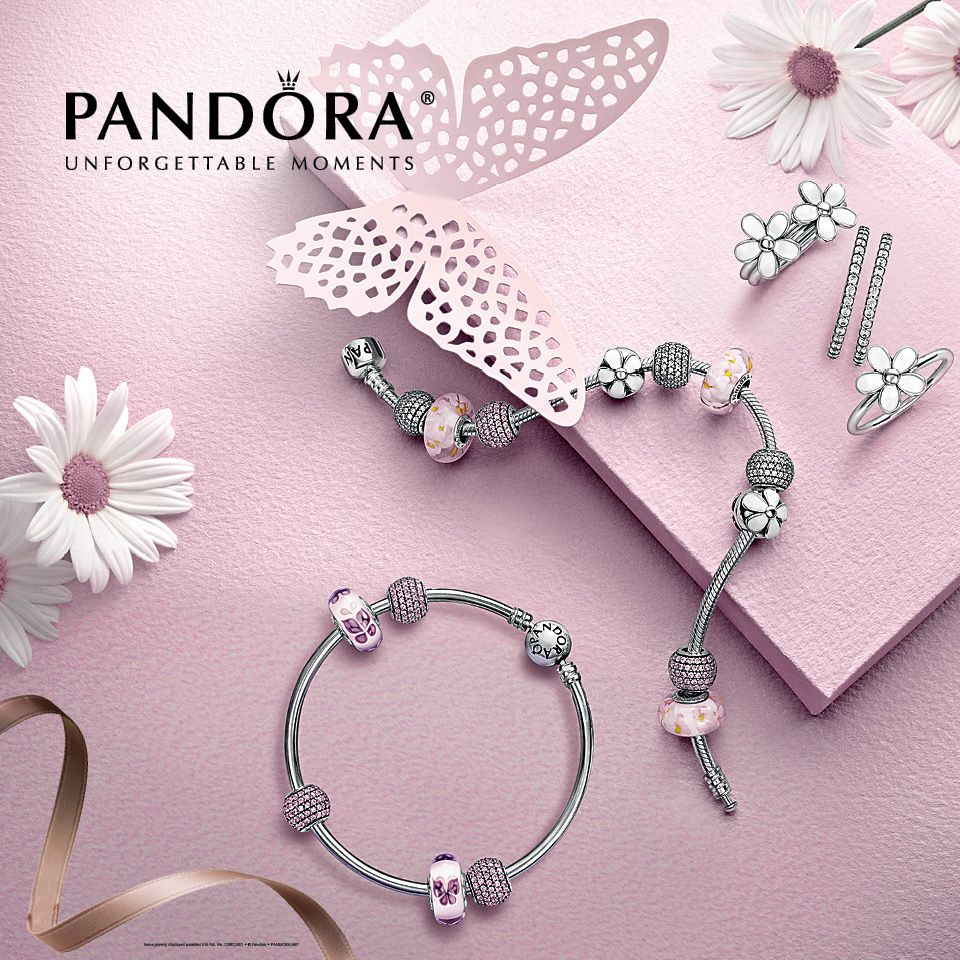 Vòng tay Pandora nào làm charm tốt nhất