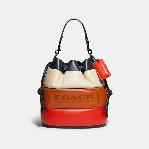 Coach Field Bucket Bag Chần Bông Mới Nhất