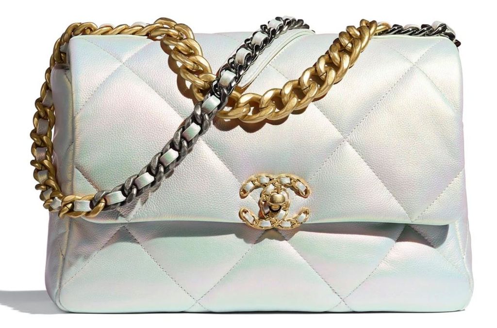 Túi Xách Chanel 19 Cỡ Lớn Màu Trắng