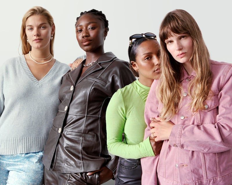 Sự kết hợp giữa Vestiaire Collective và Ganni