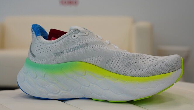 Giày New Balance Fresh Foam More v4 2022