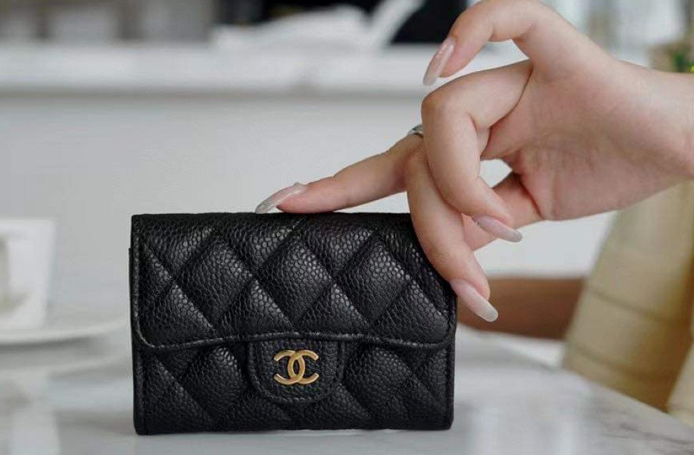 Ví Chanel Classic Nắp Gập Màu Đen