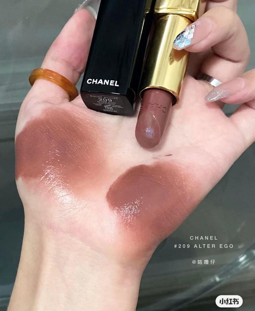 Review Son Chanel màu 62 Libre Tím Hoa Cà Cá Tính  Lipstickvn