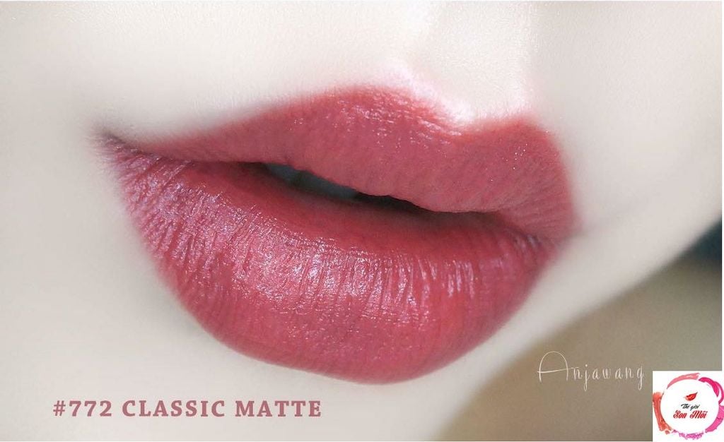 Son Dior 772 Classic Matte Rouge Limited màu hồng đất