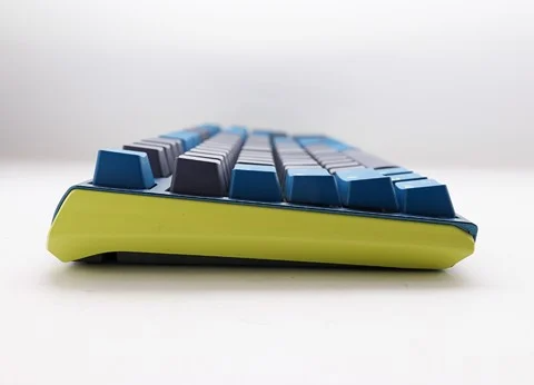 GEARVN-ban-phim-ducky-one-3-tkl-daybreak