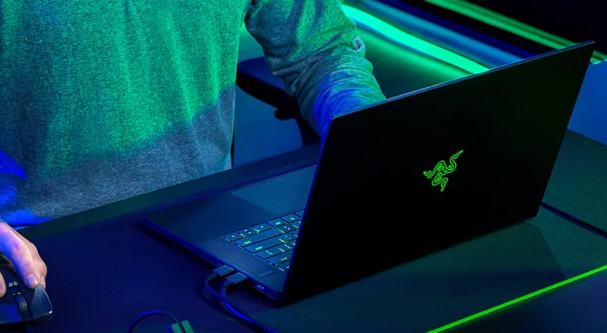 GEARVN-razer-blade-15-len-doi-cung-gpu-rtx-40-series-tu-nvidia