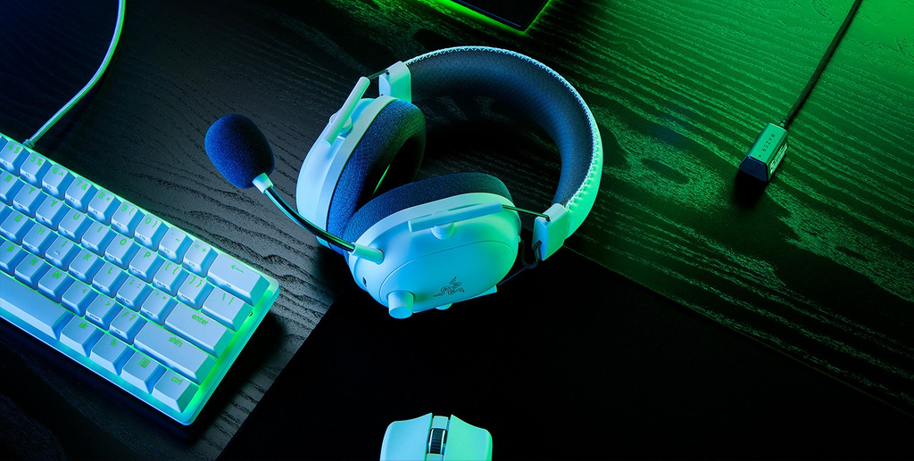 GEARVN-tai-nghe-razer-black-shark-v2-pro-white-2023