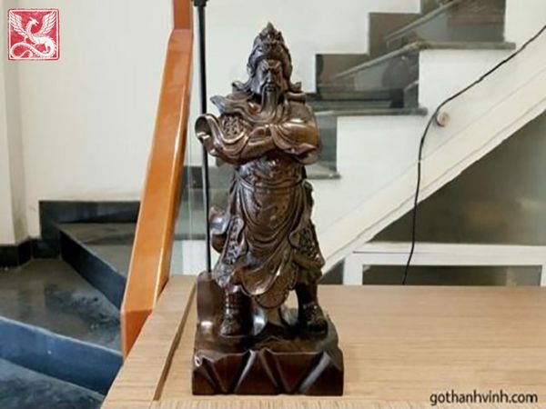 tượng gỗ Quan Công