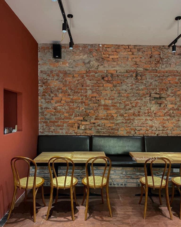 Loa goldsound lắp đặt cho BITTER SWEET coffee.