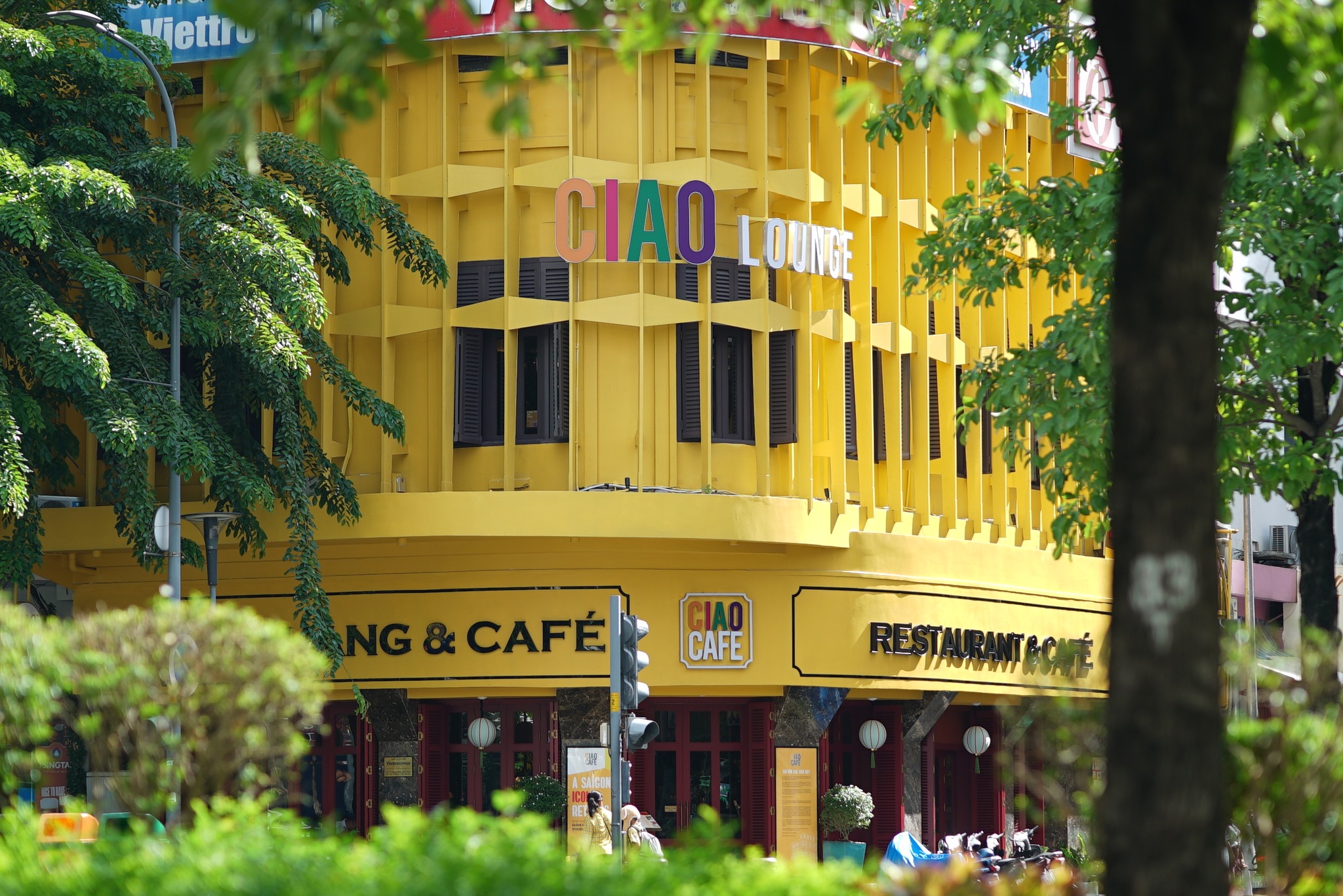 Goldsound Audio mang đến âm thanh hoàn hảo cho CIAO Cafe Nguyễn Huệ