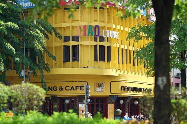 Goldsound Audio mang đến âm thanh hoàn hảo cho CIAO Cafe Nguyễn Huệ