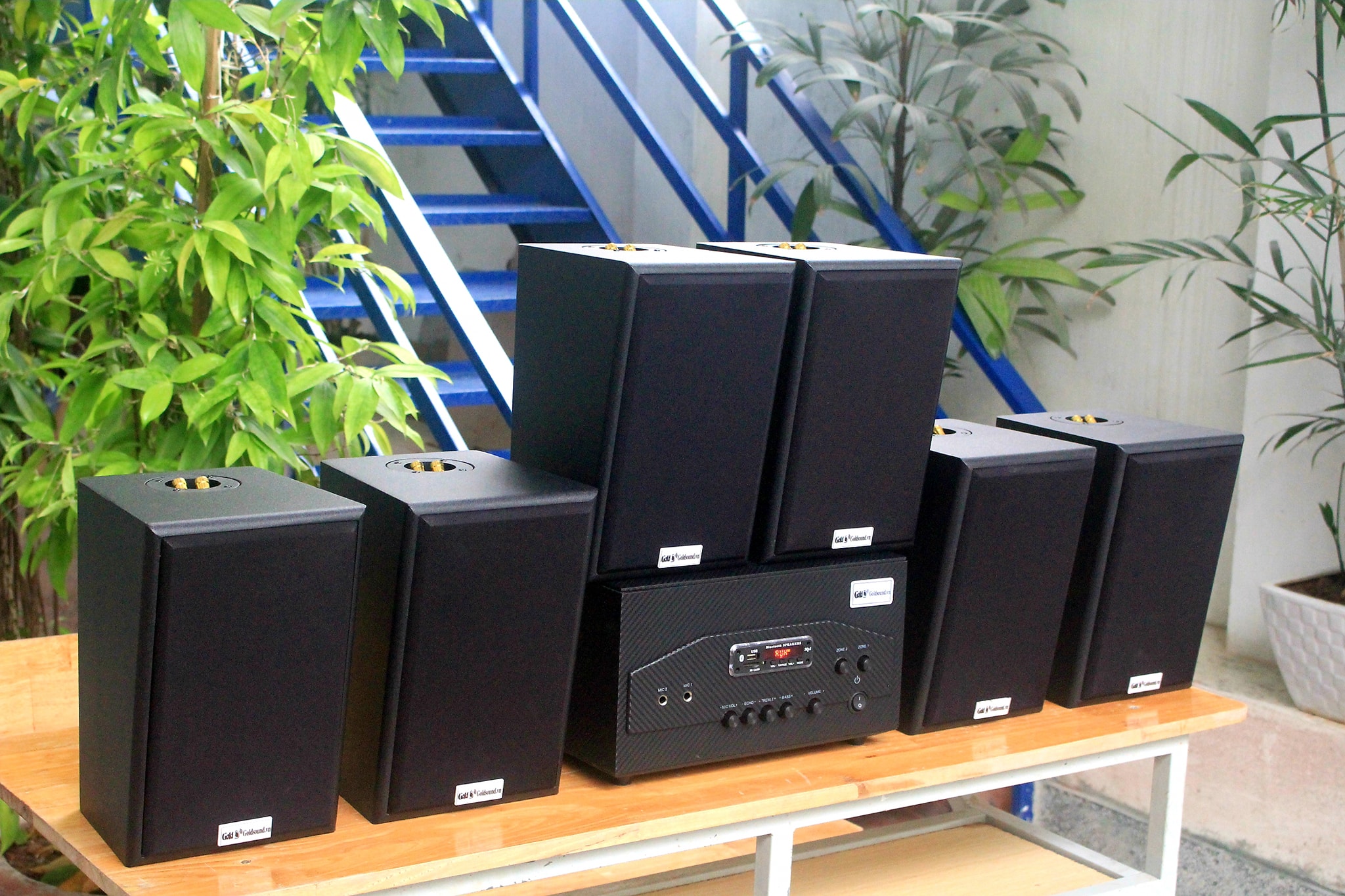 LOA QUÁN CAFE, loa nhà hàng- Goldsound giới thiệu giải pháp âm thanh V40C