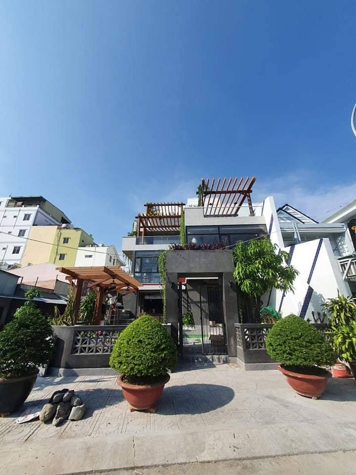 Loa nhà hàng, loa cafe: Loa NGOÀI TRỜI V40NT CHỊU NƯỚC chuyên dụng lắp Quán CAFE sân vườn