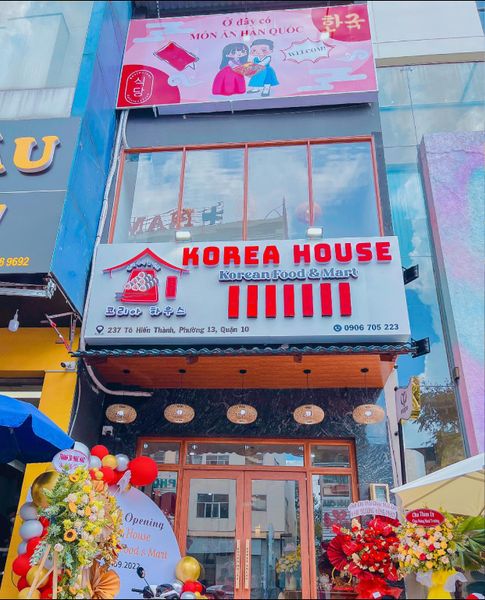 Thủ đô Hàn Quốc cho quán bar vũ trường mở cửa trở lại có điều kiện  Đời  sống  Vietnam VietnamPlus