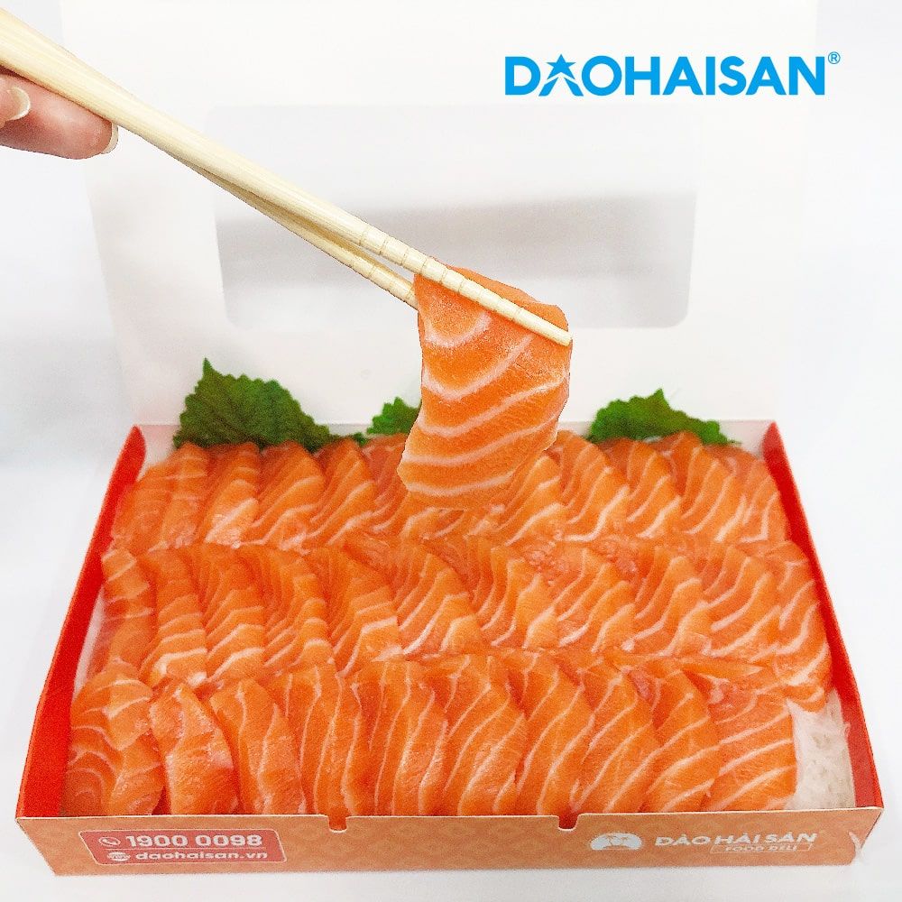 Cá hồi Sashimi trọng lượng 300g phù hợp cho nhóm người dùng