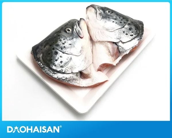 Chỉ với khoảng 58.000VNĐ/800g tại Đảo Hải Sản, bạn đã sở hữu hữu 1 phần đầu cá hồi Nauy