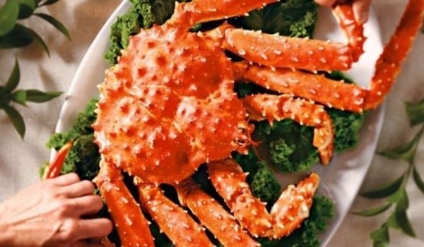 Cua King Crab rang mỡ thơm ngon