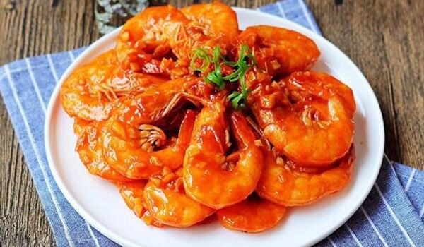 tôm sốt mặn ngã màu cam