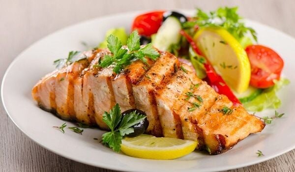 Cá hồi nướng bằng lò nướng là món ăn rất thơm ngon và hấp dẫn bất cứ ai