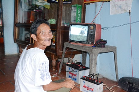 Chi 136 tỷ đồng hỗ trợ đầu thu truyền hình số DVB-T2 cho hơn 236.500 hộ nghèo, cận nghèo thuộc 12 tỉnh miền Trung