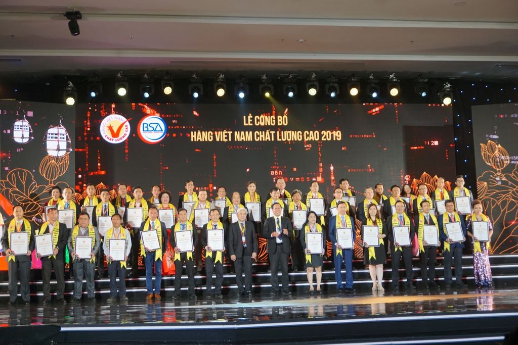 Hoành Kiến Đạt - Long An đạt Hàng Việt Nam Chất Lượng Cao 2019