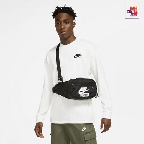 Nike oversized cheap bum bag