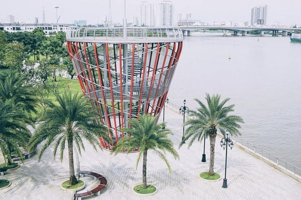 sightseeing tower saigon