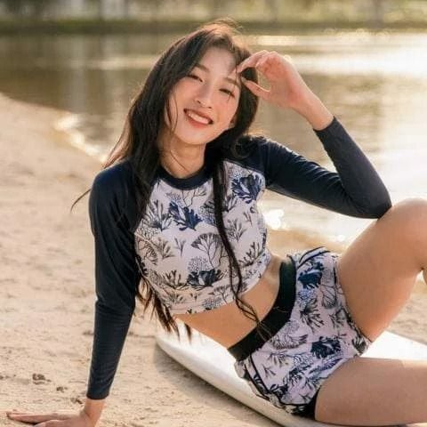 Điểm mặt mẫu áo tắm nữ sexy cho mùa hè bùng cháy