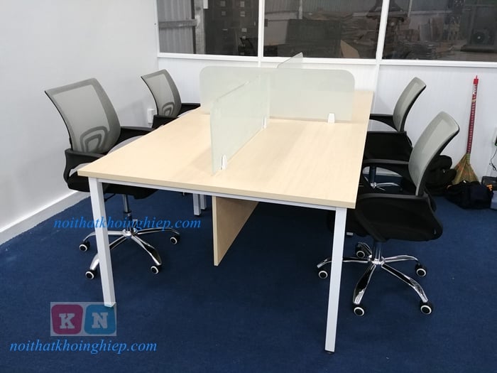 5 cách chọn mua bàn chân sắt phù hợp nhất cho văn phòng