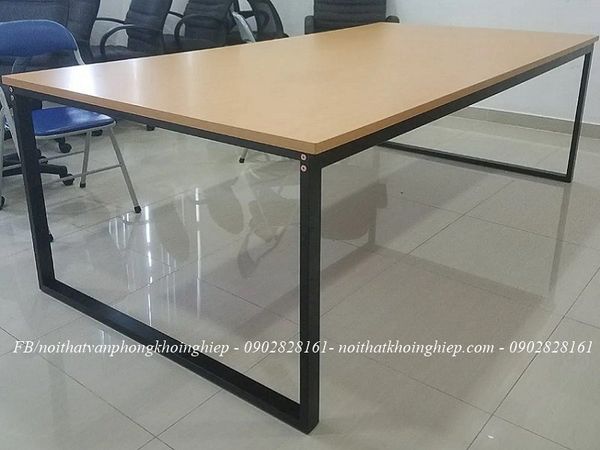 bàn chân sắt nhóm 2m4 giá rẻ