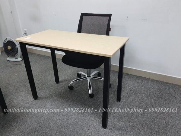 ban chan sat 1m don gian gia re