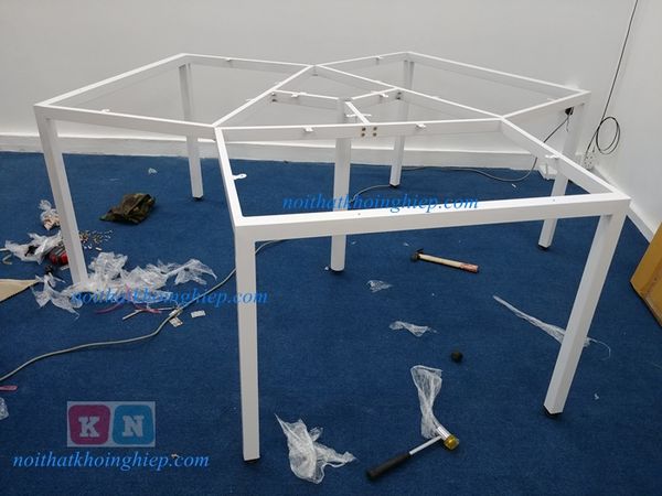 bàn chân sắt cụm 3 chỗ giá rẻ tiết kiệm