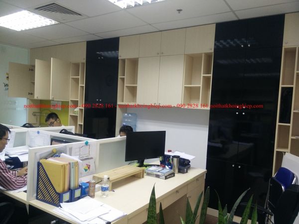 mẫu bàn tủ văn phòng cách điệu
