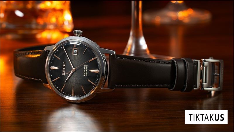 Dress watch mang phong cách thanh lịch, sang trọng, thường được đeo trong những dịp đặc biệt, sự kiện trang trọng