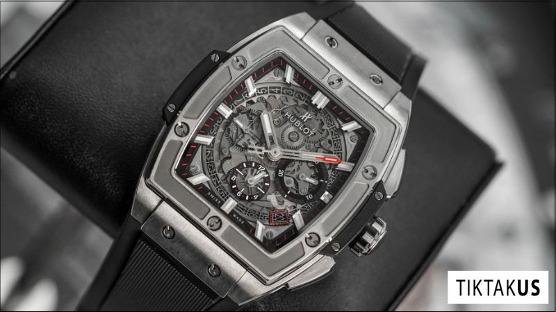 Hublot King Power nổi bật với thiết kế mạnh mẽ và kích thước lớn
